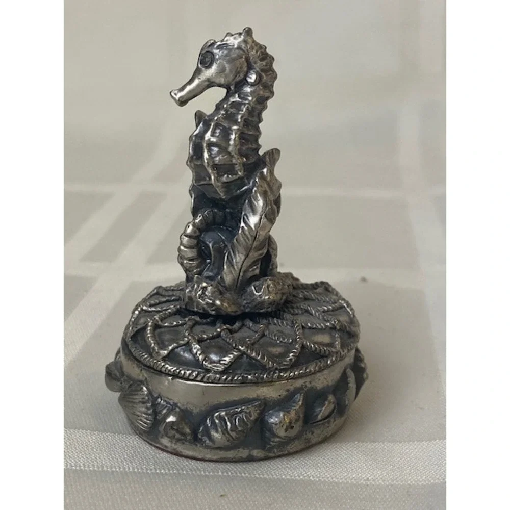 Vintage Seahorse Trinket Box Silver Tone Nautical Shell Pill Box Velvet Lined
